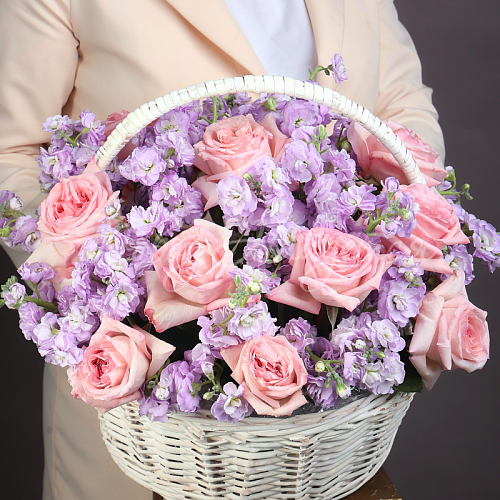 Дизайнерские корзины Корзина Робкие объятия