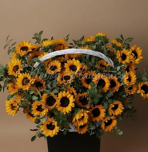 Корзина Улыбка любви — Повод Найдется