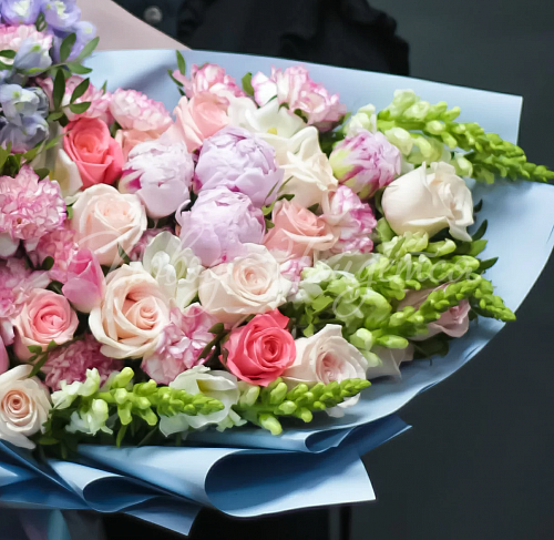 Дизайнерские букеты Букет Гостья из будущего