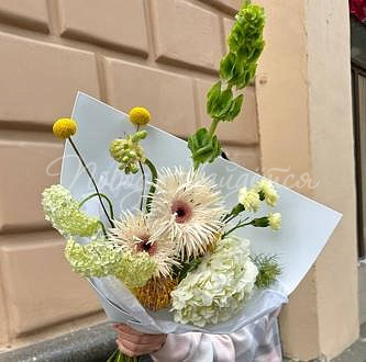 67 Six Seven Букет Капля солнечного света