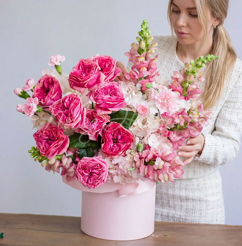 Пионовидные розы Букет Чудесный сад