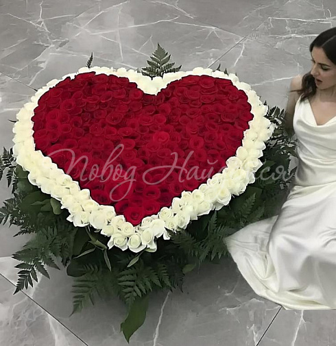 Букет Безумно влюблен — Повод Найдется