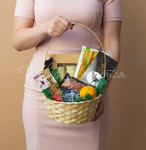 Корзина Ароматный праздник — Повод Найдется