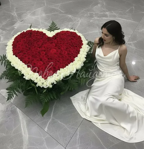 Букет Безумно влюблен — Повод Найдется