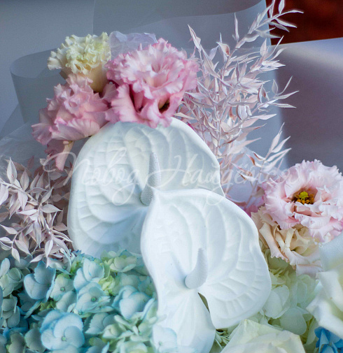 Букет Небесный свет — Повод Найдется