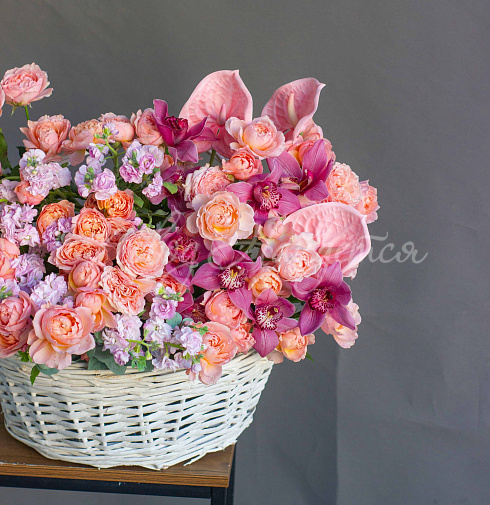 Корзина Охапка нежности — Повод Найдется