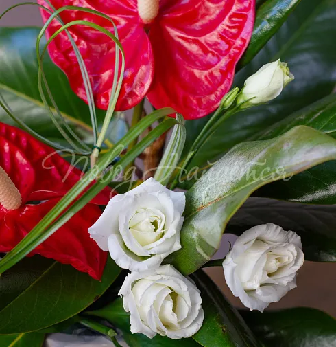 Цветочная композиция Композиция №133 — Повод Найдется