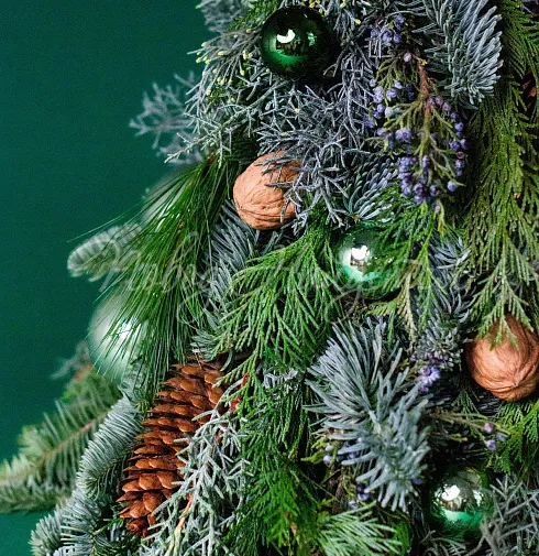 Цветочная композиция Сокровища мороза — Повод Найдется