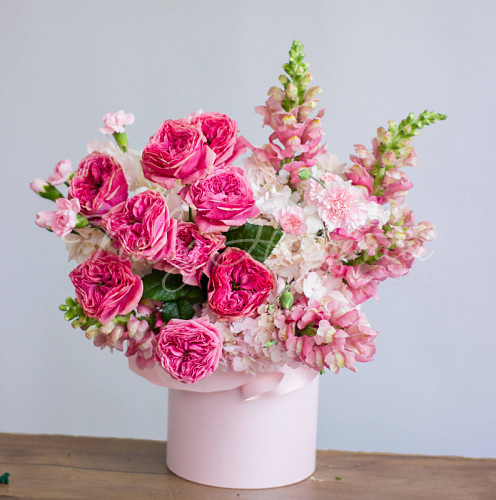 Пионовидные розы Букет Чудесный сад