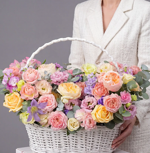 10 000 - 20 000 руб Корзина Королевская песня