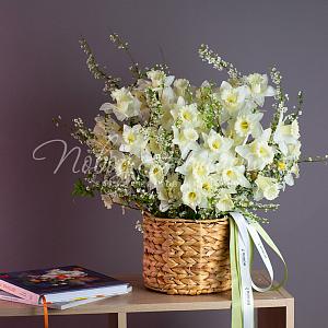 Корзина Весеннее покрывало