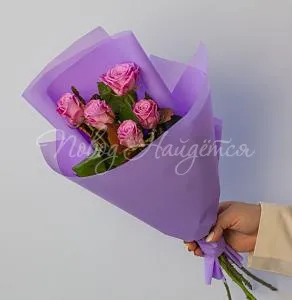 Детские букеты Букет 5 роз с бесплатной доставкой