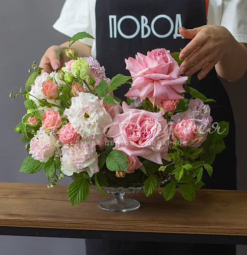 Цветочная композиция Композиция № 353 — Повод Найдется