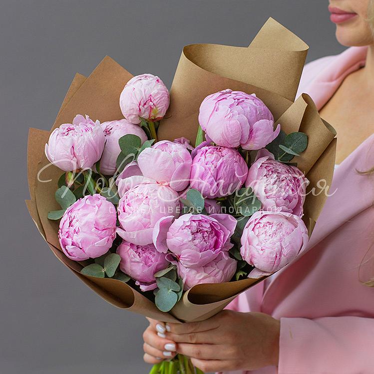 ПИОНЫ Букет Бархатное прикосновение