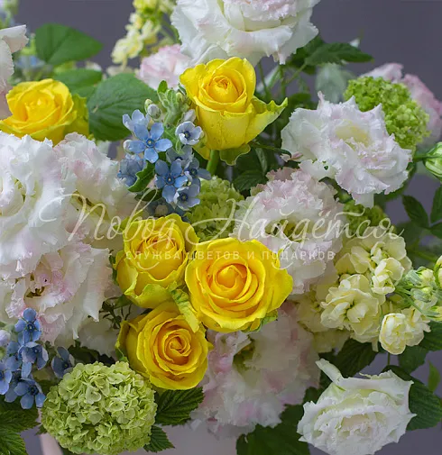 Цветочная композиция Композиция № 357 — Повод Найдется