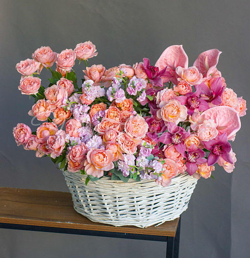 Корзина Охапка нежности — Повод Найдется