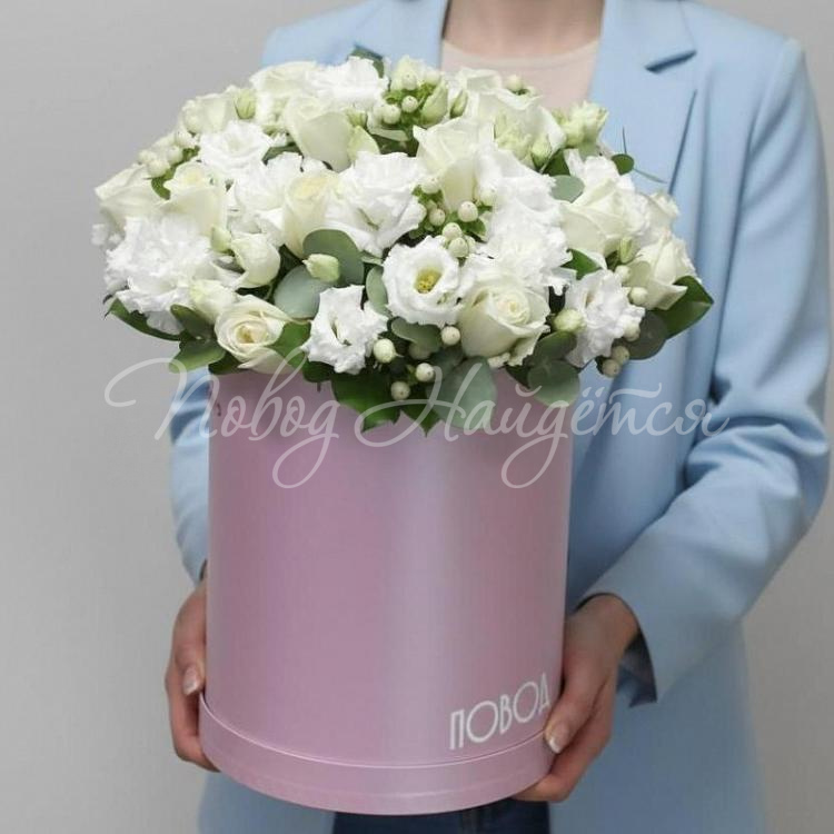 Цветы в шляпной коробке Корзина Касабланка